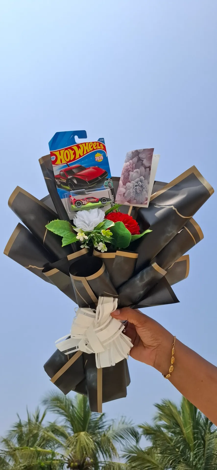 HotWheels Bouquet – Unique Hot Wheels Flower Bouquet Gift for Him Toys for Kids | Random Hot Wheels Car Collection 1:64 (2026 Edition) (1Hotwheel)